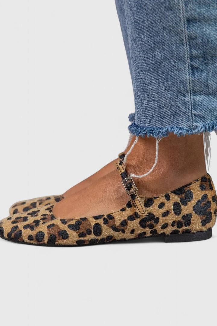 Arieth | Sophisticated Sandals